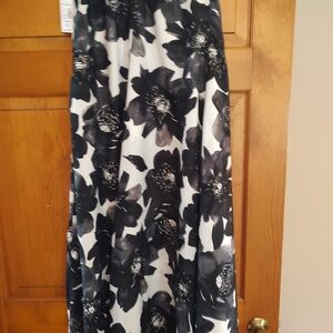 Black and White Floral Skirt